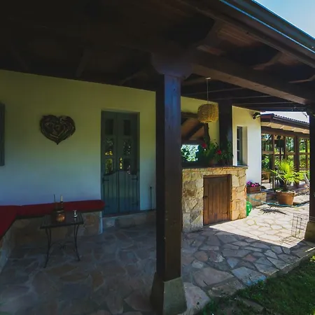 Holiday home Casa Candelas Lugo de Llanera